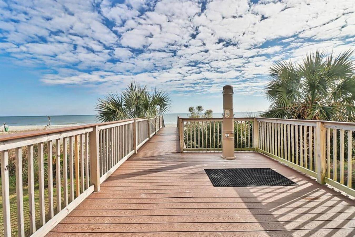 Oceanfront Beach Serenity Stay Миртл-Бич Экстерьер фото